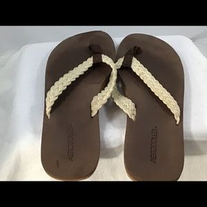 Aerosoles flip flops $7 bundle add on